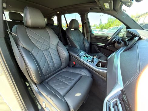 Used 2023 BMW X5 sDrive40i w/ M Sport Package RWD image 7