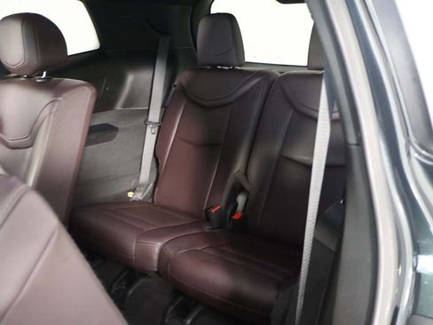 Used 2023 Cadillac XT6 Premium Luxury AWD/4WD image 39