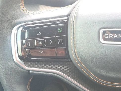 Used 2024 Jeep Grand Wagoneer Series III w/ Quick Order Packagew 28T AWD/4WD image 40