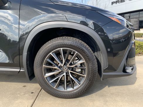 Used 2025 Lexus NX 300h AWD w/ Accessory Package (2T) image 13