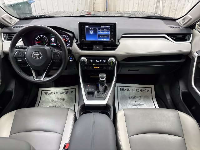 Used 2021 Toyota RAV4 XLE Premium AWD/4WD image 12
