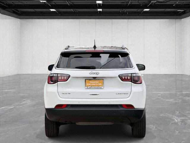 Certified 2025 Jeep Compass Limited AWD/4WD image 4