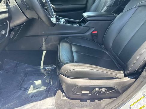 Used 2023 Jeep Grand Cherokee 4WD 4xe image 18