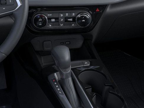 New 2026 Chevrolet Trax LT w/ LT Convenience Package image 23