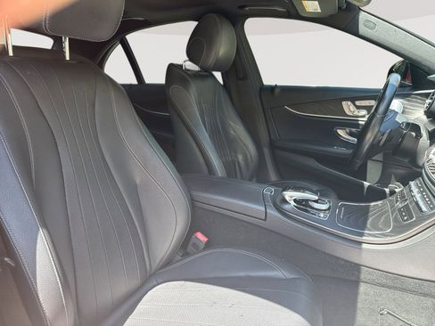 Used 2018 Mercedes-Benz E 300 w/ Premium 1 Package image 28