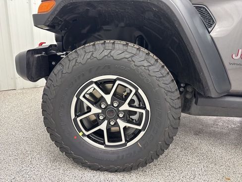 New 2026 Jeep Wrangler Rubicon AWD/4WD image 11