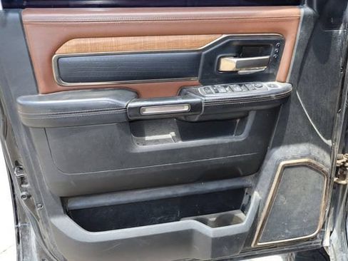 Used 2022 RAM 3500 Limited AWD/4WD image 19