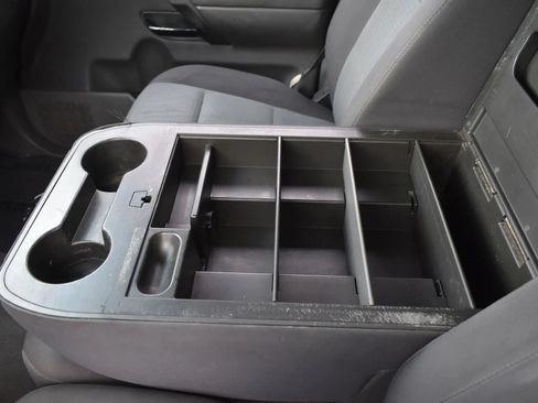 Used 2007 Nissan Titan SE w/ SE Popular Pkg w/ Pwr Bench RWD image 20