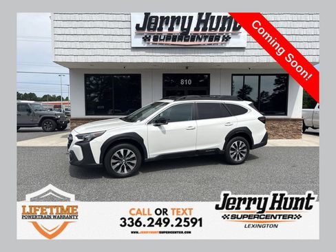Used 2024 Subaru Outback Limited AWD/4WD image 1