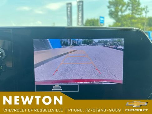 Used 2024 Chevrolet Trax LS FWD image 11
