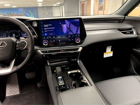 New 2026 Lexus RX 450h AWD image 35