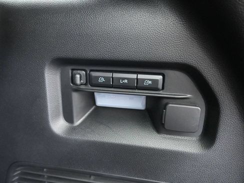 Used 2022 Ford Explorer ST w/ Equipment Group 401A AWD/4WD image 35