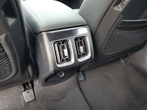 New 2026 Kia Sorento S image 15