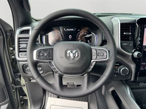 New 2026 RAM 1500 4x4 Crew Cab image 19