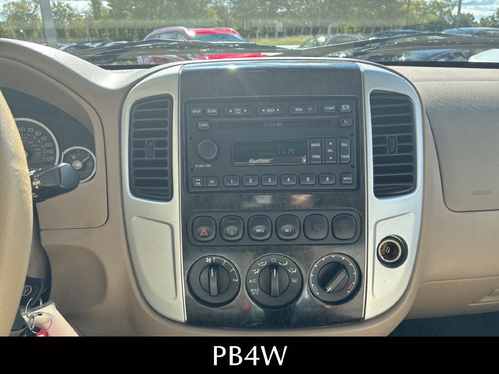 Used 2005 Mercury Mariner Premier FWD image 29