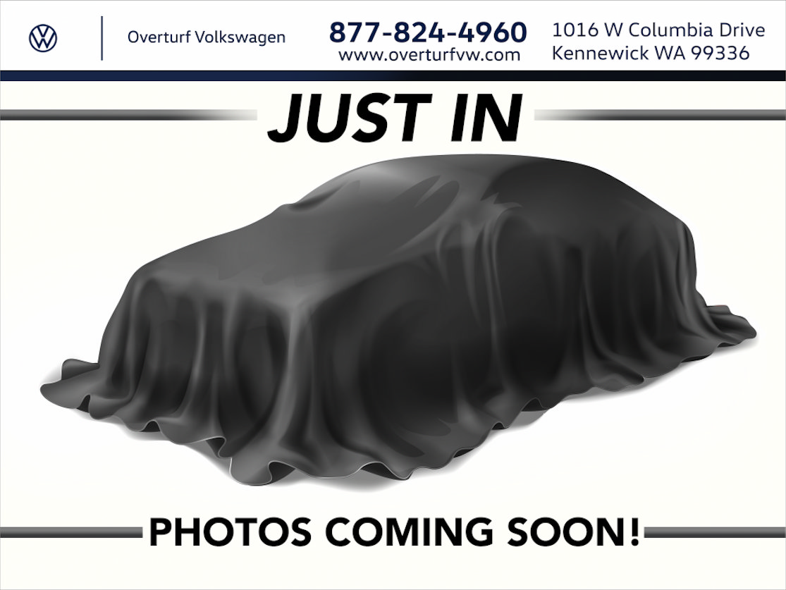 Used 2023 GMC Terrain SLT AWD/4WD image 1