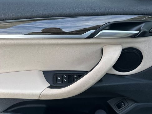 Used 2018 BMW X1 xDrive28i w/ Convenience Package image 10