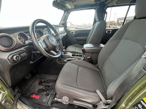 Used 2020 Jeep Wrangler Unlimited Sport S image 11