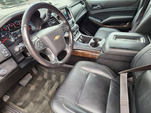 Used 2015 Chevrolet Suburban LT AWD/4WD image 7