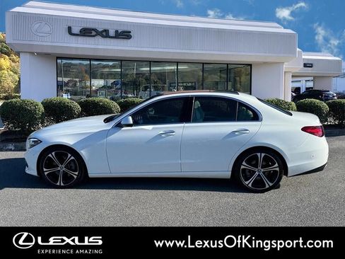 Used 2024 Mercedes-Benz C 300 4MATIC Sedan image 2