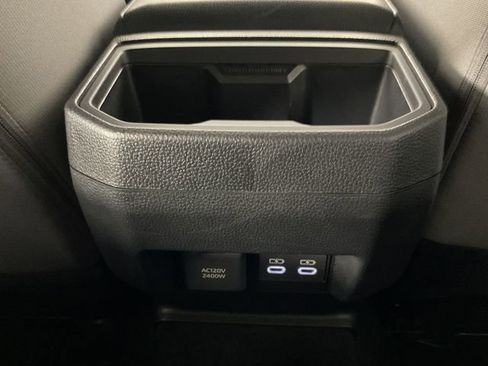 Used 2025 Toyota Tacoma TRD Off-Road image 12