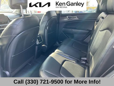 Certified 2025 Kia Sportage EX image 50