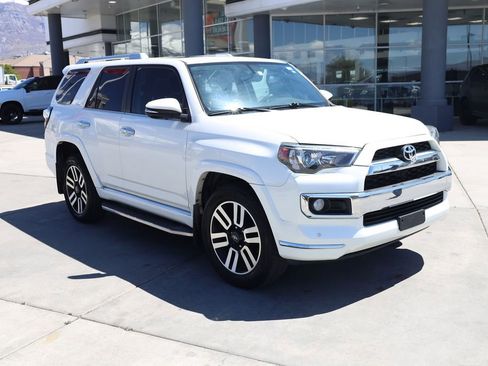 Used 2014 Toyota 4Runner Limited AWD/4WD image 8