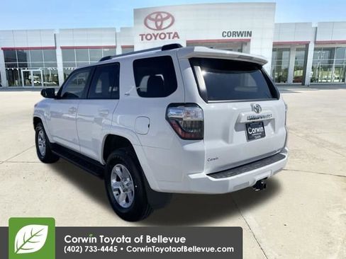 Used 2024 Toyota 4Runner SR5 Premium image 3