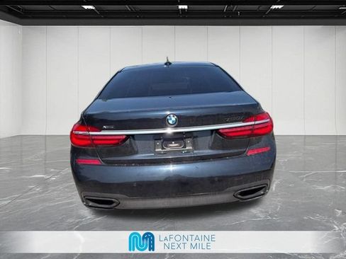 Used 2018 BMW 750i xDrive AWD/4WD image 4