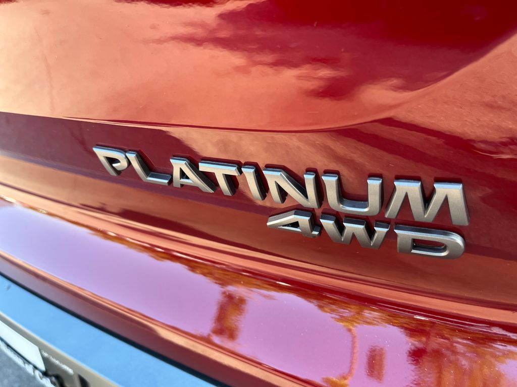 Used 2026 Nissan Pathfinder Platinum AWD/4WD image 44