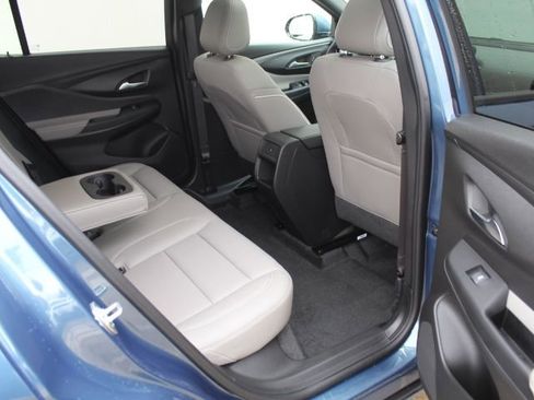 Used 2024 Buick Envista Avenir image 36