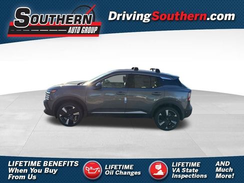 New 2026 Nissan Kicks SR w/ Cold Weather Package image 1