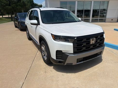 New 2026 Honda Pilot EX-L image 3