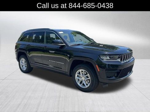 New 2026 Jeep Grand Cherokee Laredo X RWD image 3
