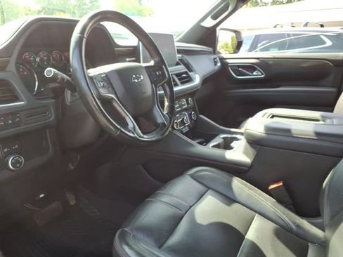 Used 2021 Chevrolet Suburban RST AWD/4WD image 15