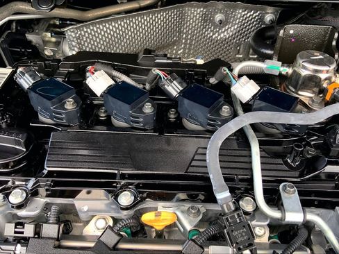 Used 2025 Toyota Corolla SE image 33