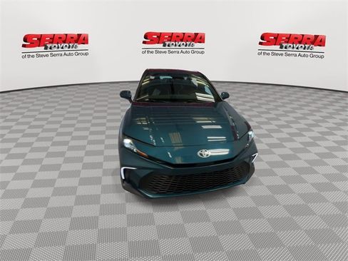 Used 2025 Toyota Camry SE w/ Multimedia Upgrade Package image 4