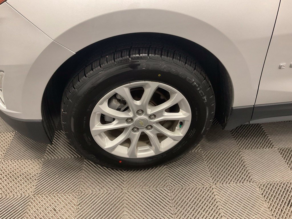 Used 2019 Chevrolet Equinox LT AWD/4WD image 16