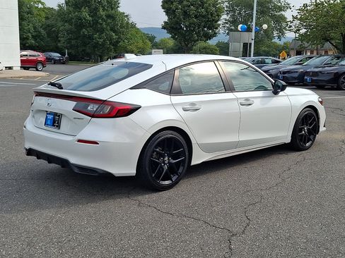 Used 2024 Honda Civic Sport image 6