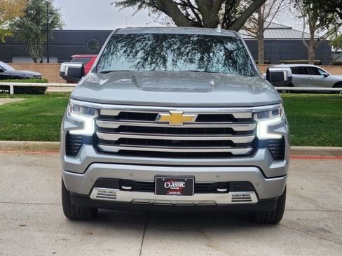 Used 2023 Chevrolet Silverado 1500 High Country w/ High Country Premium Package image 10