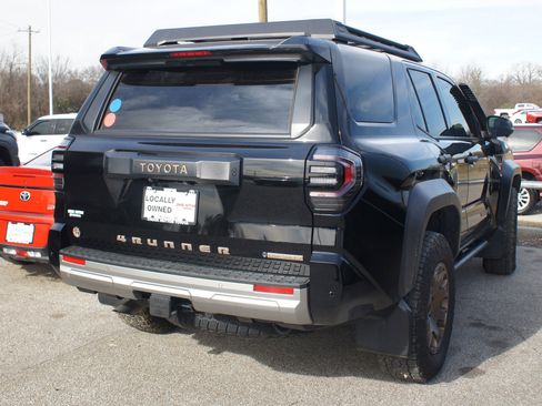Used 2025 Toyota 4Runner Trailhunter image 4