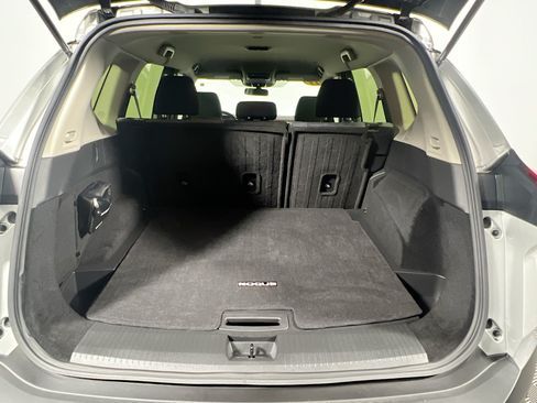 Used 2023 Nissan Rogue SV FWD image 33