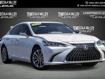 Certified 2022 Lexus ES 300h w/ Accessory Package