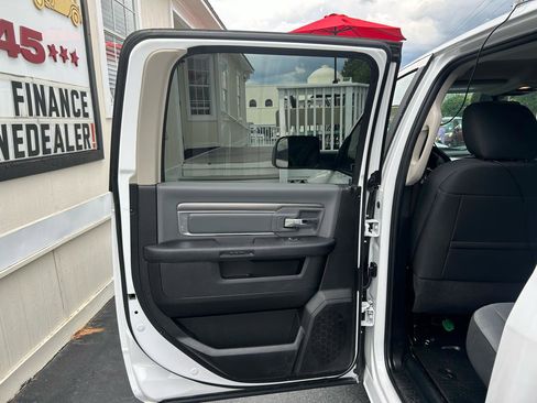 Used 2021 RAM 1500 Classic SLT w/ Protection Group AWD/4WD image 24
