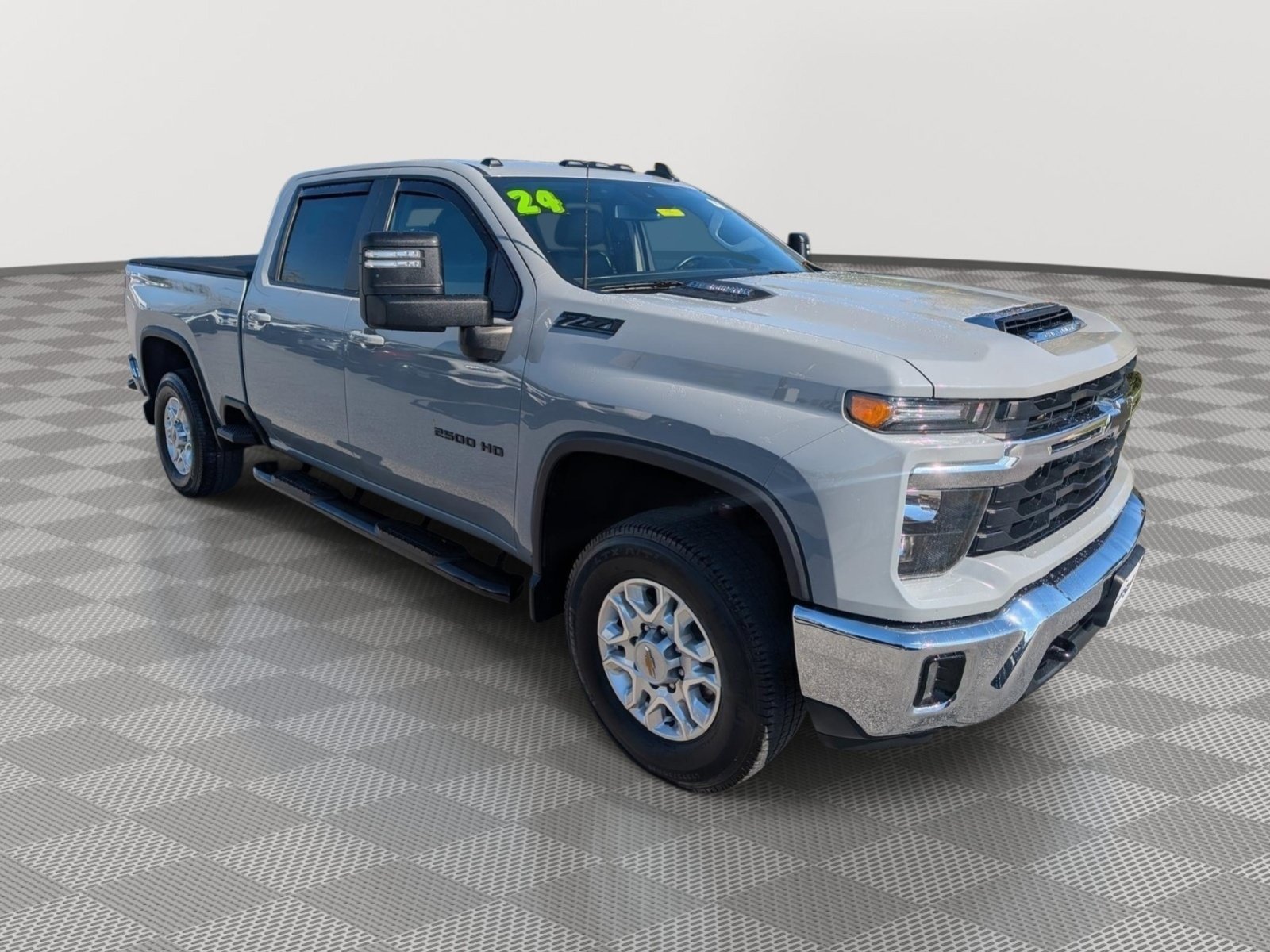 Used 2024 Chevrolet Silverado 2500 LT AWD/4WD image 7
