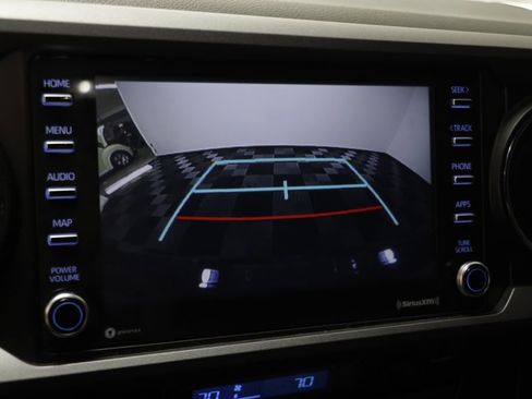 Used 2023 Toyota Tacoma TRD Off-Road image 10