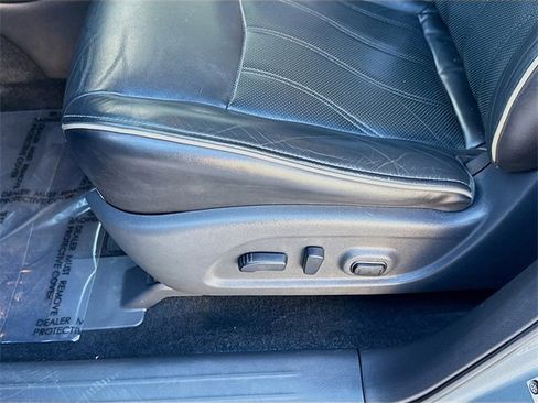 Used 2019 INFINITI QX60 Luxe w/ Essential Package image 18