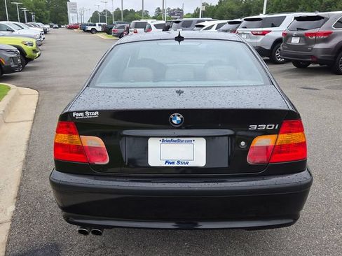 Used 2005 BMW 330i Sedan RWD image 11
