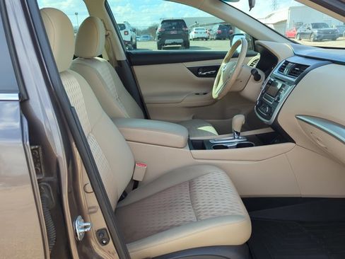 Used 2017 Nissan Altima 2.5 SV image 20