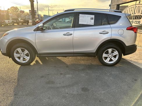 Used 2014 Toyota RAV4 XLE image 3